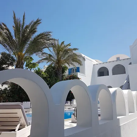 George 4* Karterados (Santorini)