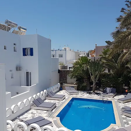 George 4* Karterados (Santorini)