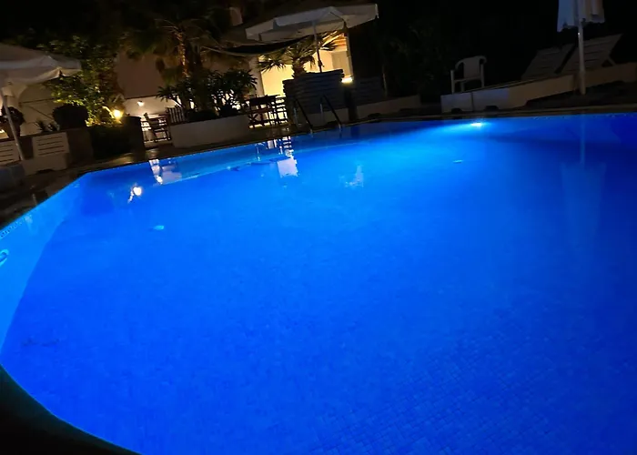 Affittacamere George Karterados (Santorini)